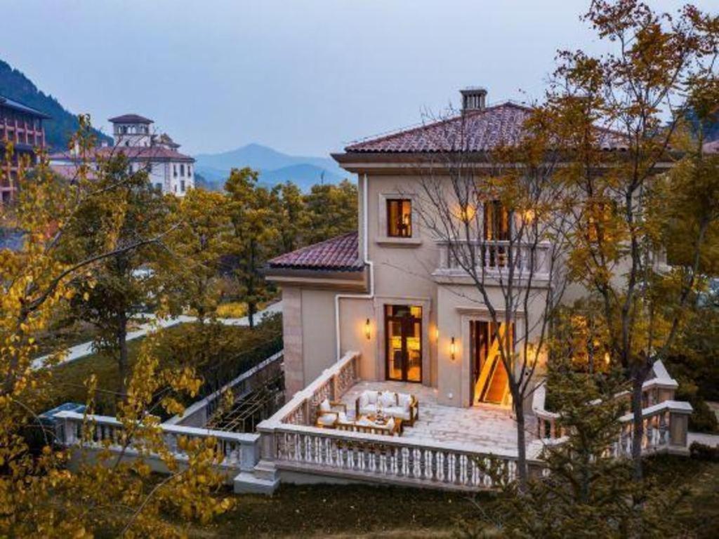 Grand Bay Hotel Beijing Xiaotangzhuang Dış mekan fotoğraf